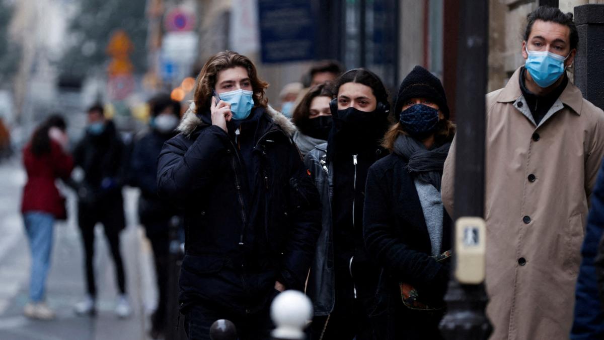 Tasa de desempleo en Francia sube a 8.3%, su nivel más alto desde finales del 2020