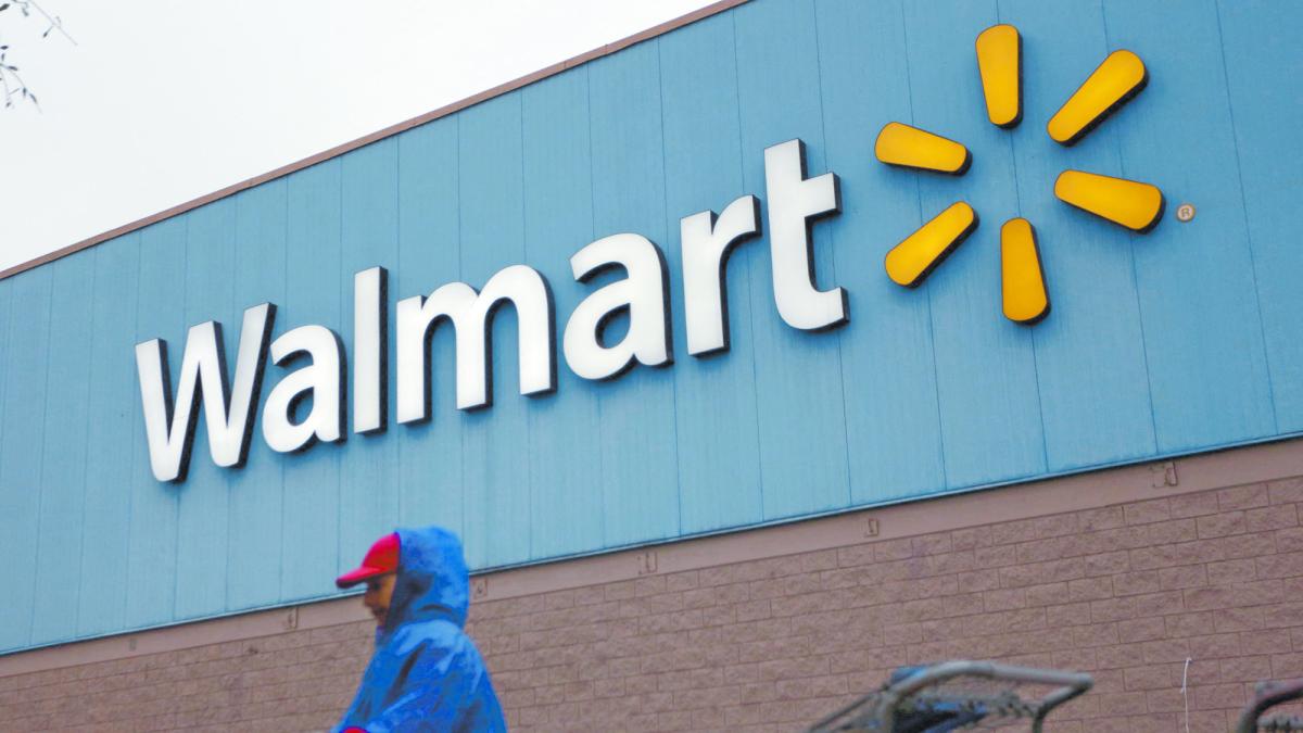 Walmart ganó 12% más al cierre de su año fiscal; espera crecimiento de ventas y beneficio en 1T