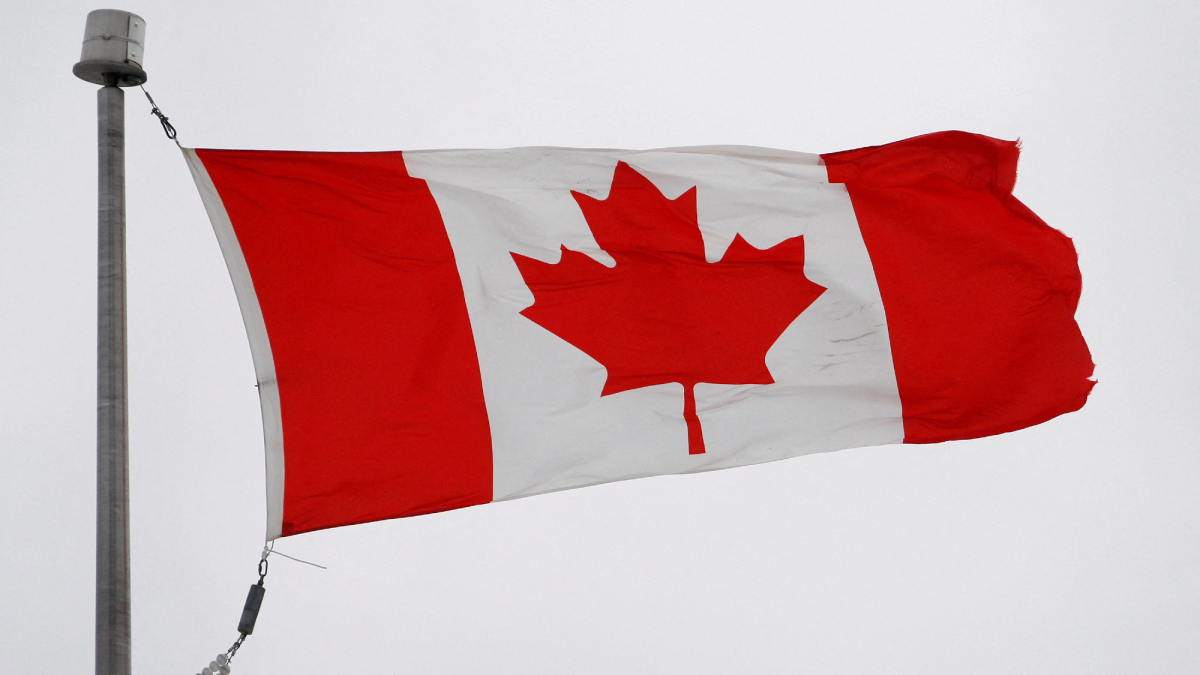 El Banco de Canadá mantiene su tasa de interés y dice que la economía es resistente