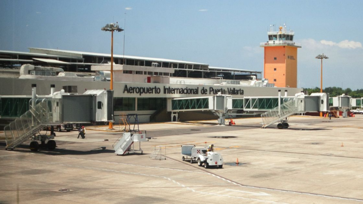 Suspenden operaciones aéreas internacionales y nacionales en Jalisco y Manzanillo