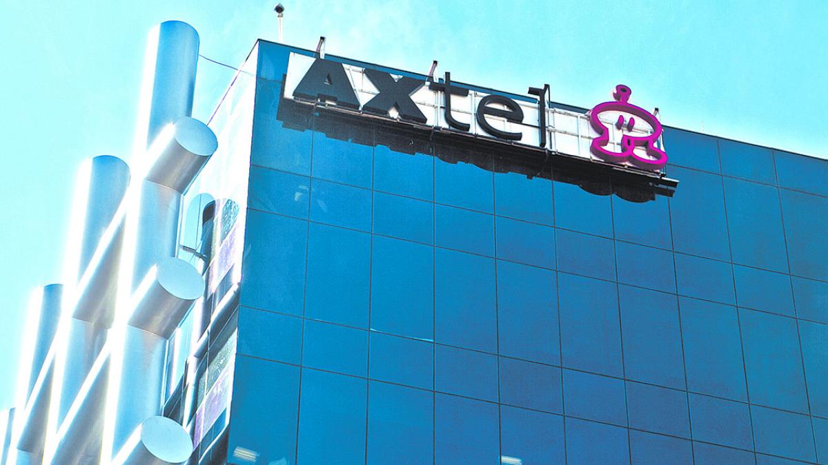 Acciones de Axtel retroceden 12.5% en Bolsa durante 2026