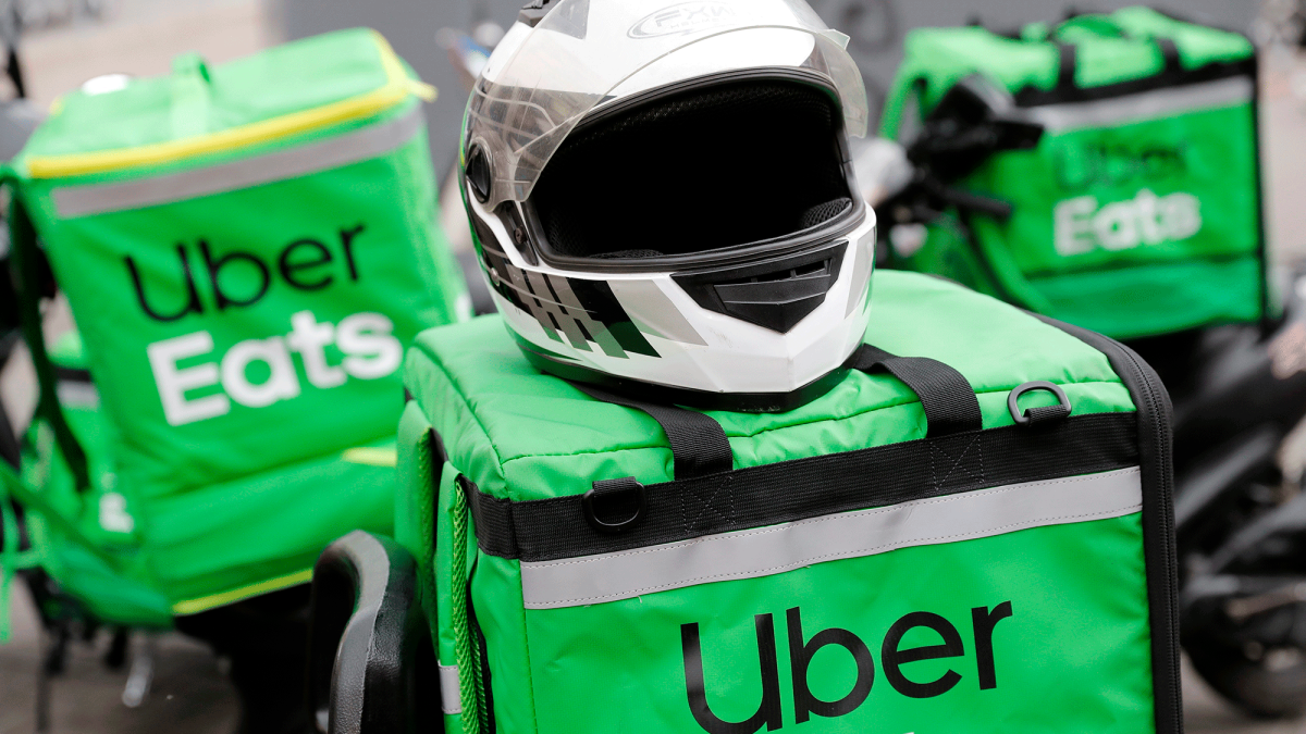Uber Eats dejará de trabajar con repartidores autónomos en España