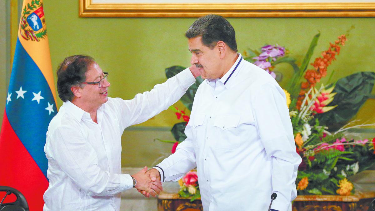 Petro tacha a Maduro de "dictador"pero rechaza que sea un "narcotraficante"