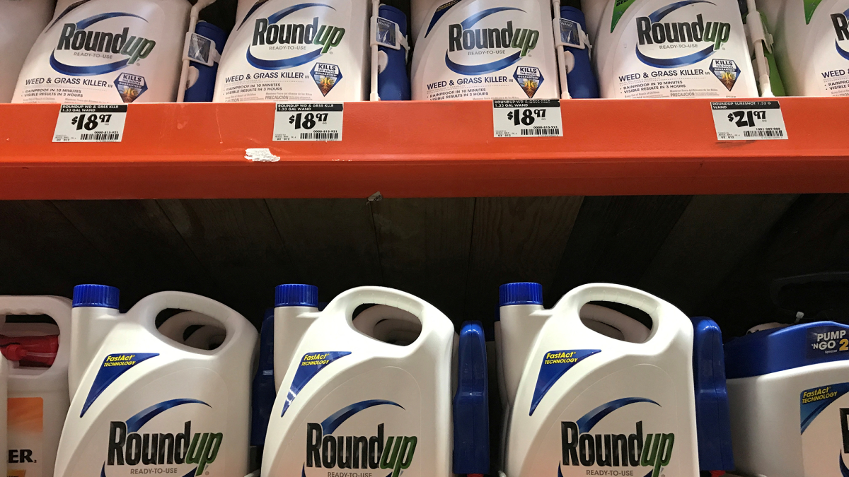Bayer anuncia un acuerdo multimillonario para cerrar las demandas sobre su herbicida Roundup