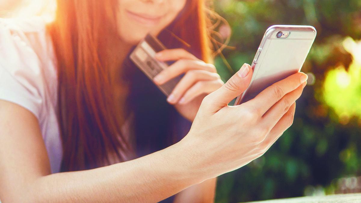 Fintech, alternative to get banked in another country