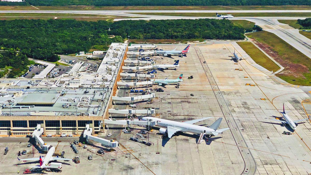 Canadá destrona a EU en top 10 de rutas con más tráfico aéreo de México