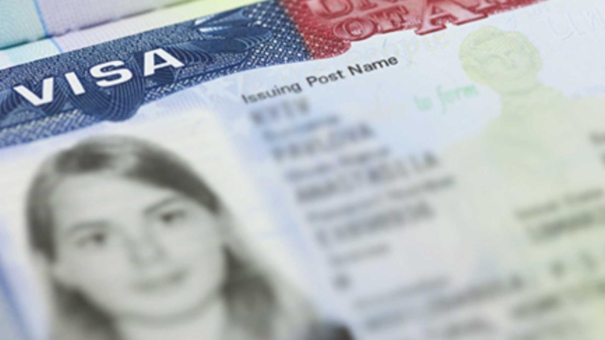 Gobierno de Trump amplía la lista de países cuyos ciudadanos deben pagar fianza para viajar a EU