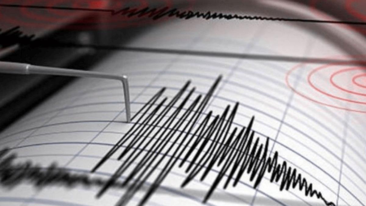 A 6.1 earthquake is recorded with an epicenter in Coalcoman, Michoacán; activates the Seismic Alert in CDMX