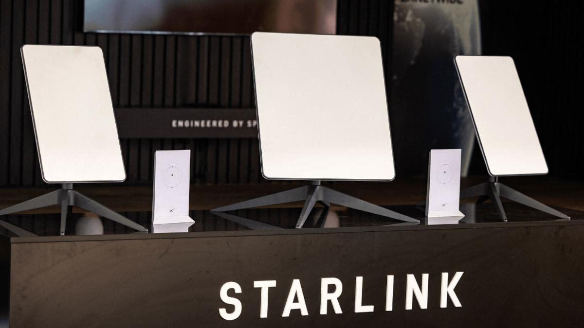 Starlink obtains authorization to offer mobile coverage from space