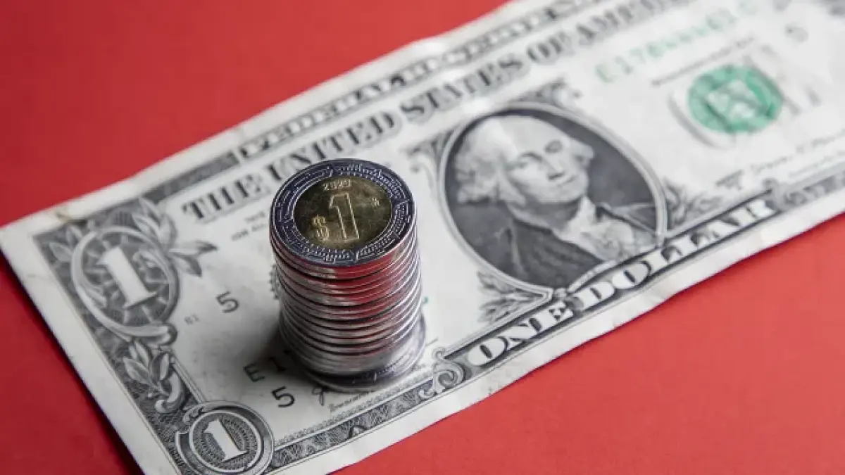 Peso lost 2.3% in 45 minutes, faced with another threat from Trump
