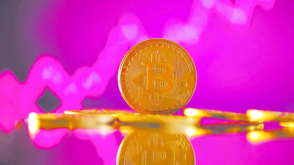 Bitcoin rebasa los 94,000 dólares mientras mercado digiere la intervención  de EU en Venezuela