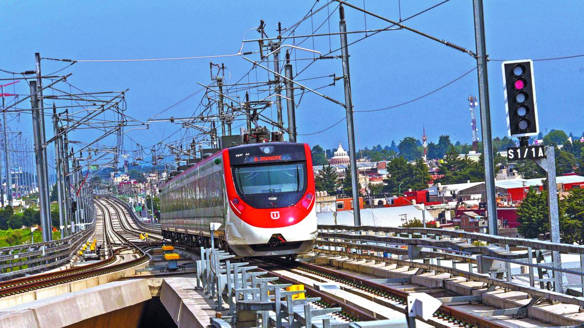 Sobrecostos, bajos aforos y tramos pendientes “alertan” primer año de trenes de la 4T