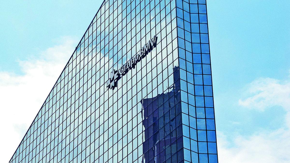 BMV rises for the second day; Volaris stands out