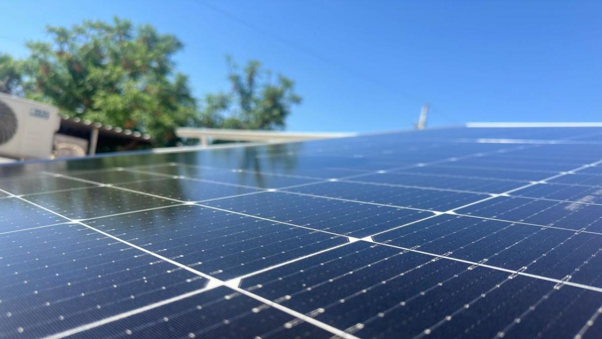 En Puebla, darán incentivos a mipymes que instalen paneles solares