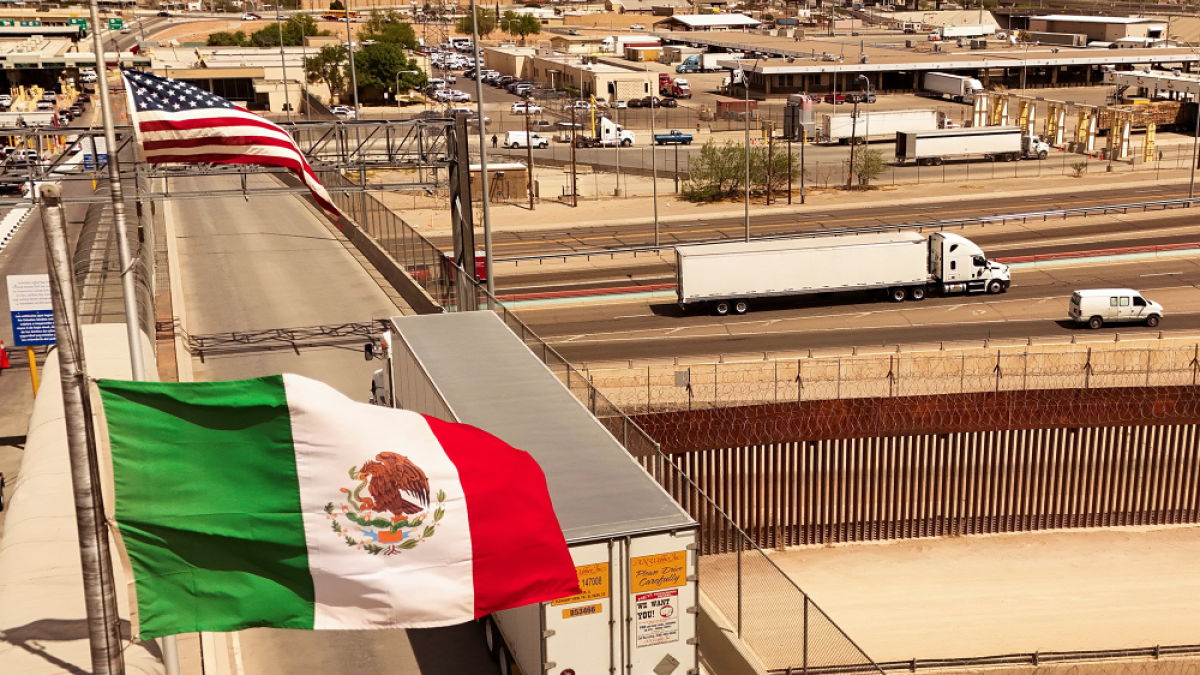 México y Francia firman carta para fortalecer cooperación aduanera
