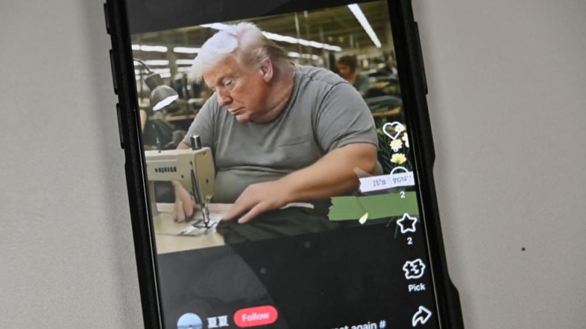 Social networks mock with memes of Trump's trade war against China