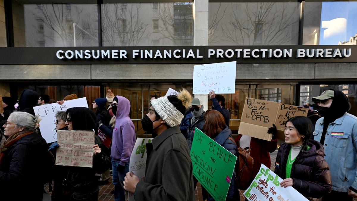 EU judge temporarily locks in the consumer financial protection office
