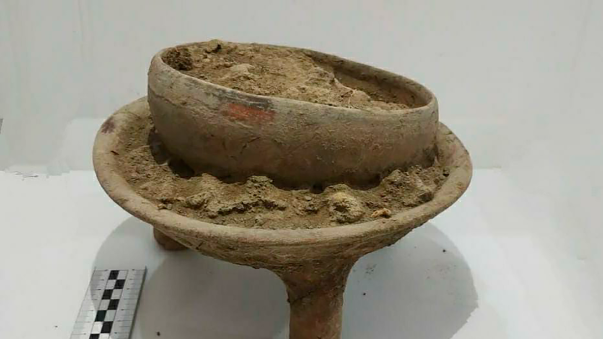 Hallan entierros humanos y objetos cerámicos de más de 800 años en Izúcar  de Matamoros