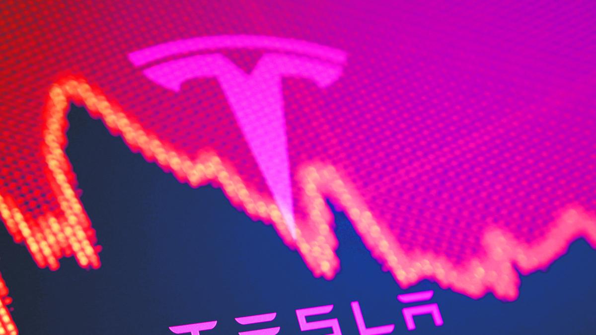 Acciones de Tesla alcanzan máximo tras fallo favorable a Musk