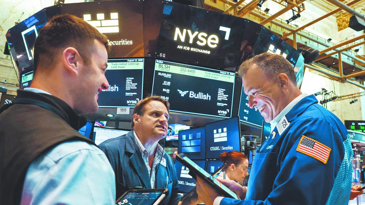 S&P 500 y el Nasdaq perdieron, lastrados por el sector tecnológico