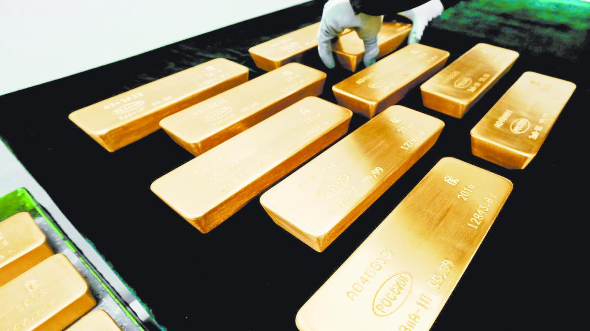 El oro sube 2% por alza de demanda de activos de refugio por conflicto en Oriente Medio