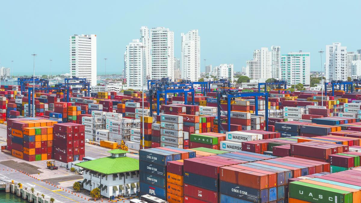 Ministros de Venezuela y Colombia se reúnen en Caracas, discuten sobre comercio, energía