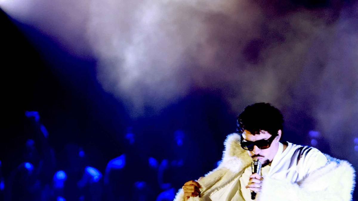 Bad Bunny promete una “gran fiesta” en el Super Bowl: No necesitas saber español para disfrutar el show
