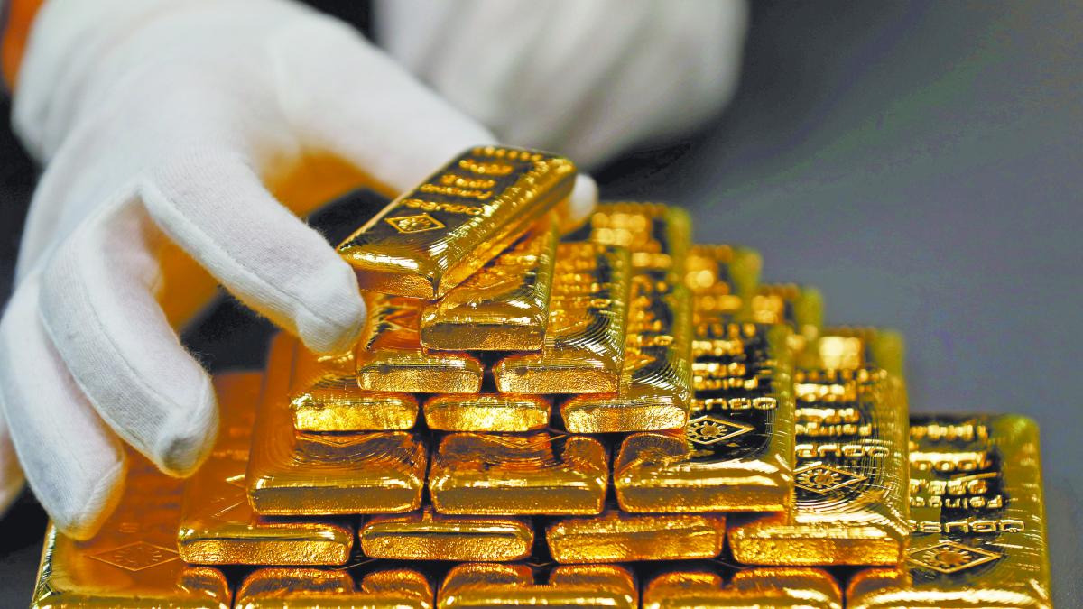 Oro a la baja por buenos datos de empleo en EU