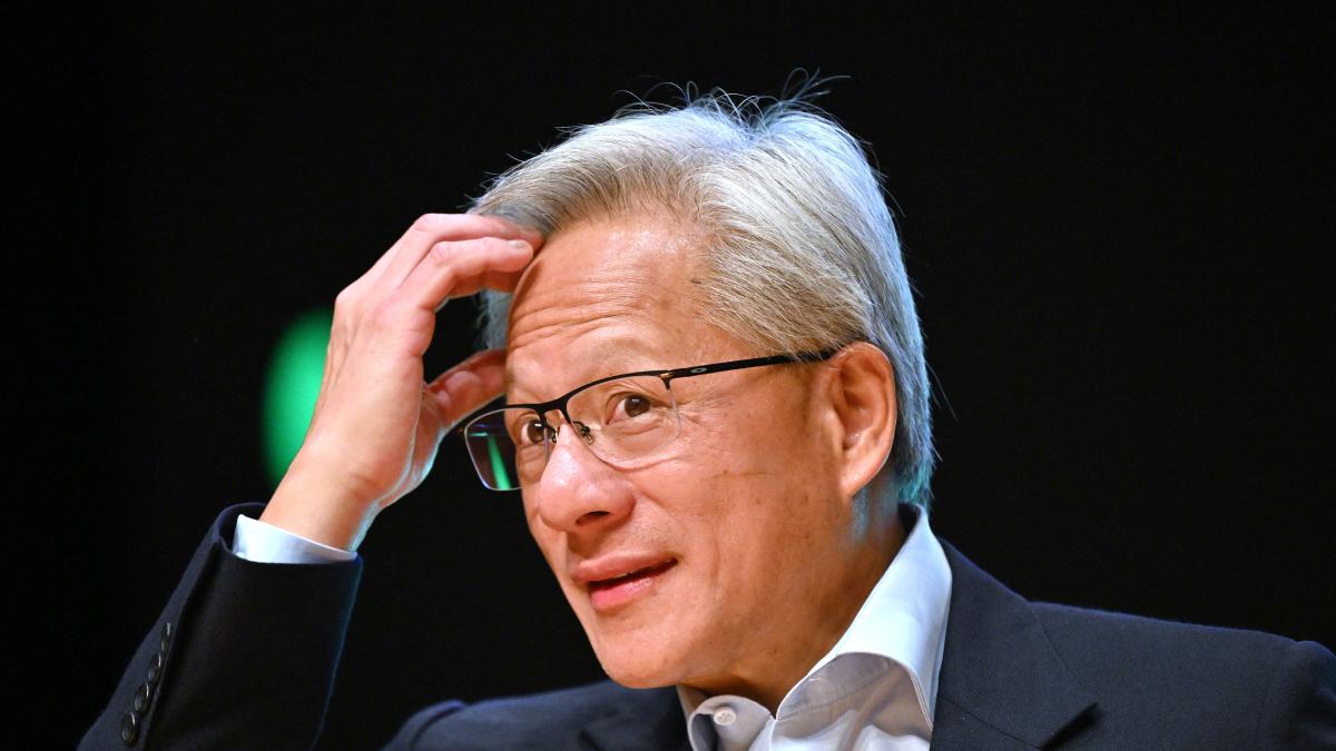 “La IA no nos liberará del trabajo”: Jensen Huang y el futuro del empleo