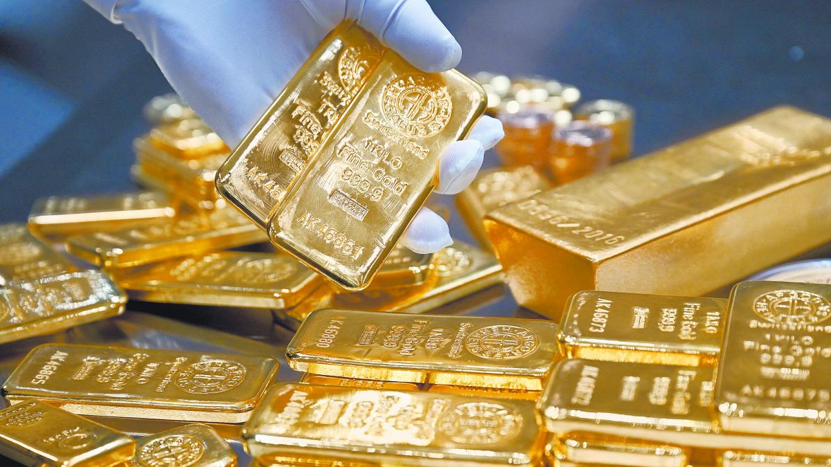 Oro sube 2%, llegó a máximo histórico