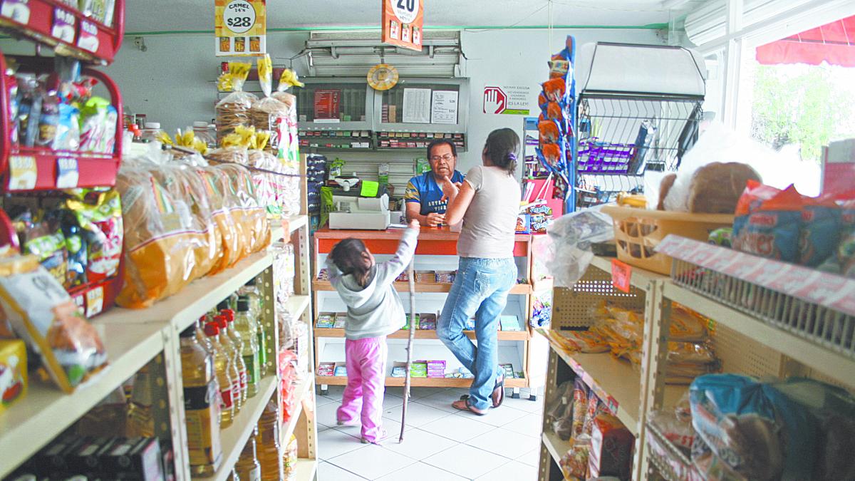 Prevén cierre temporal de tienditas por alza al IEPS en bebidas