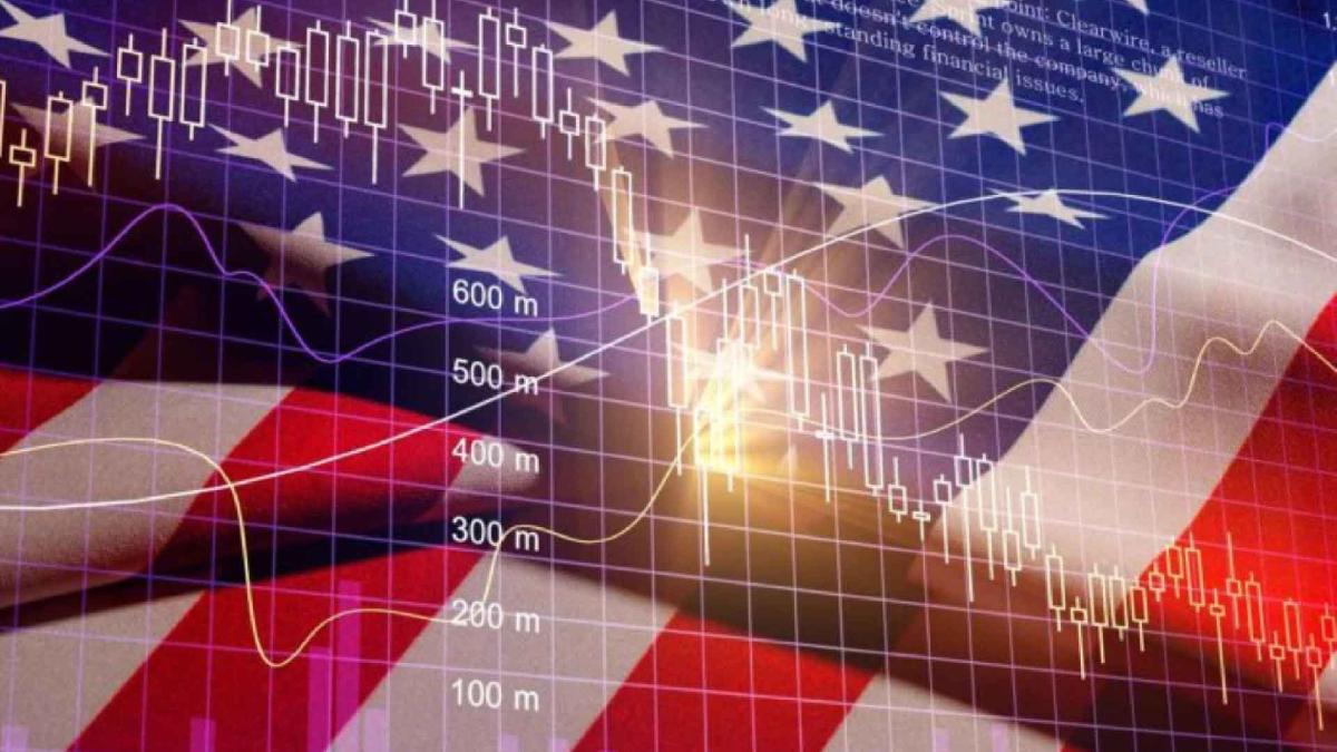 El índice PCE de EU aumentó 3.7% anual en julio