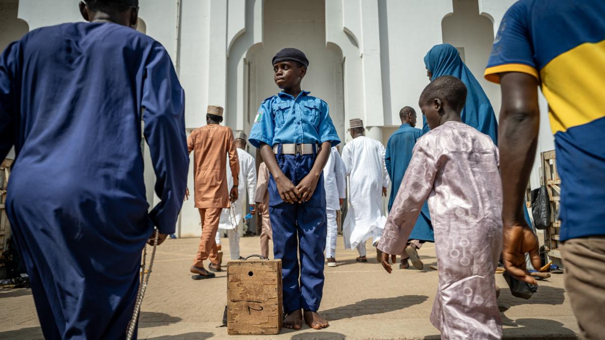 Liberan a 100 estudiantes nigerianos secuestrados, anuncia la presidencia y fuente de la ONU