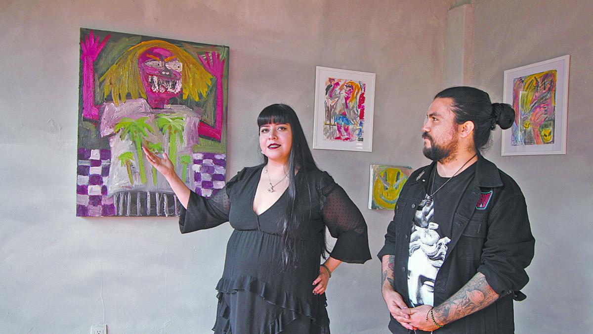 Casa ácida: “el instante en que la felicidad se vuelve ruido”