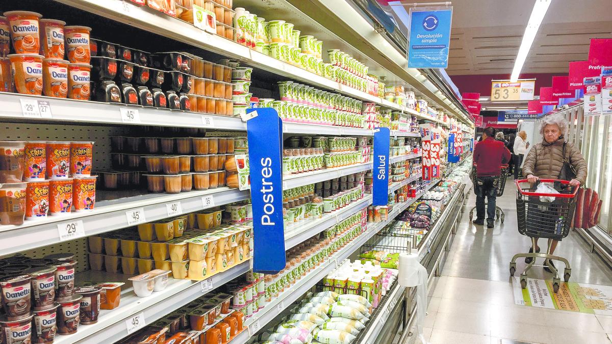 Inflación mayorista desacelera en Argentina
