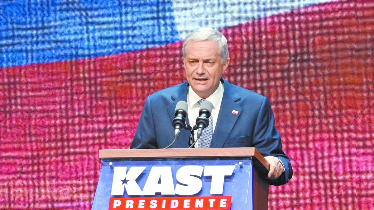 Presidente Petro insulta a Kast; Chile, protesta