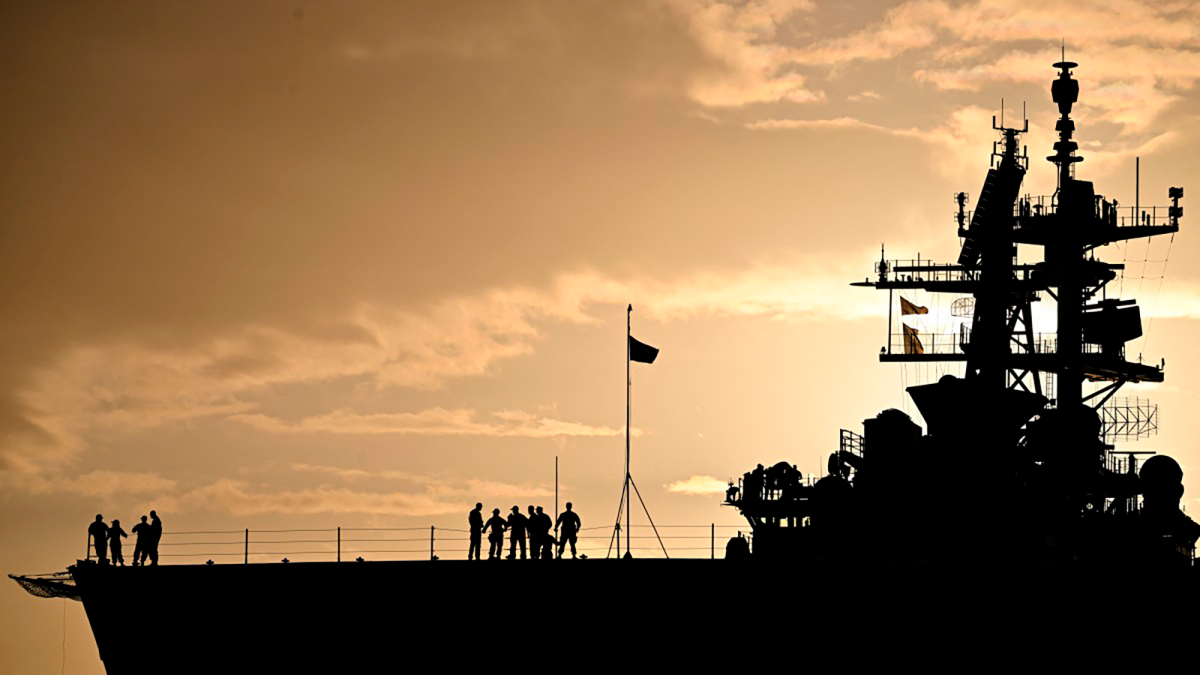 Trump ordena bloquear la entrada y salida de Venezuela de petroleros sancionados