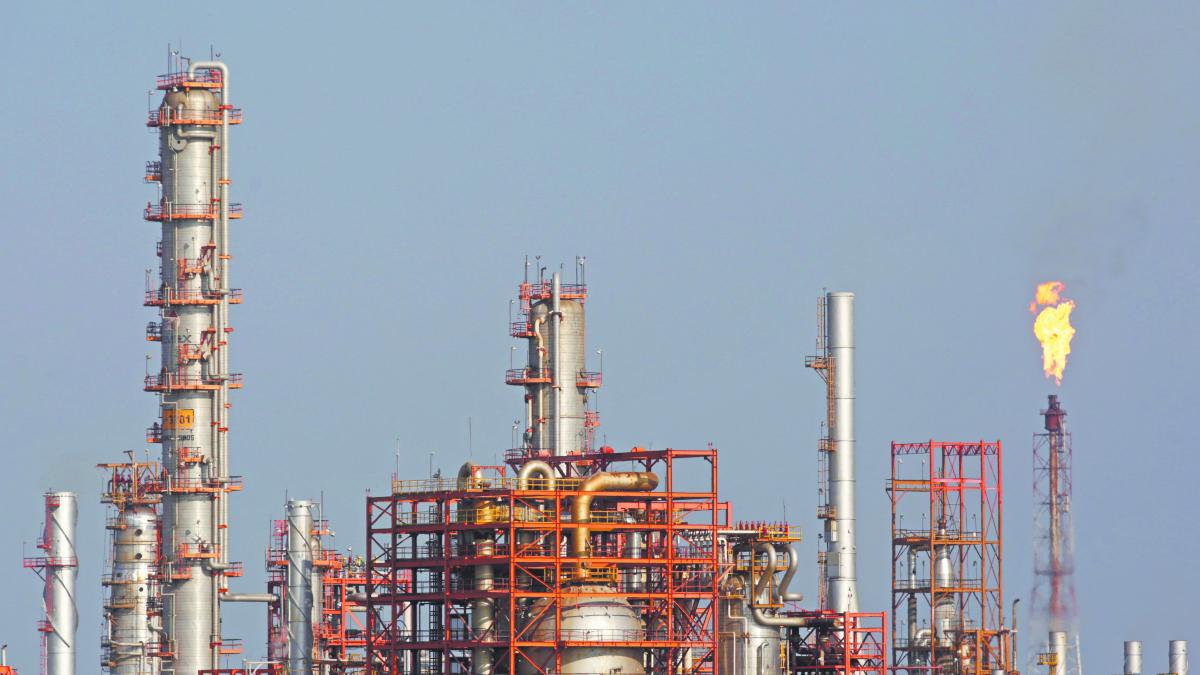 Rescates a Pemex sumaron 3.3 bdp desde el 2015; situación financiera ha cambiado poco: IMEF