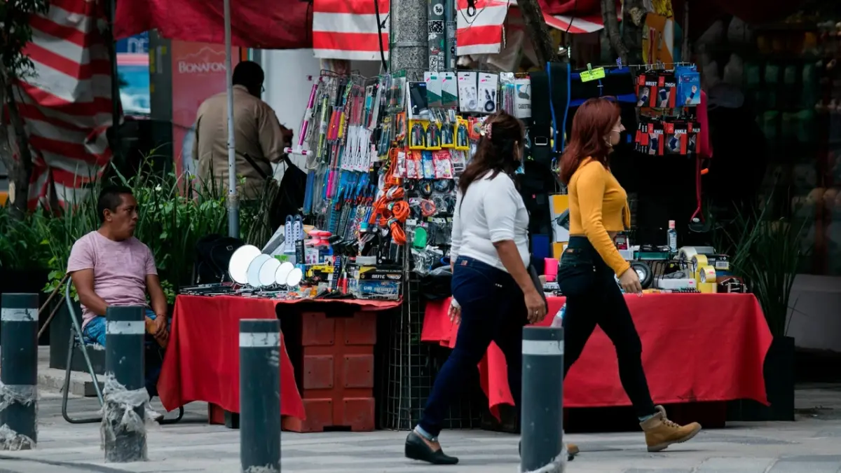 Economía informal aporta 25% del PIB en México