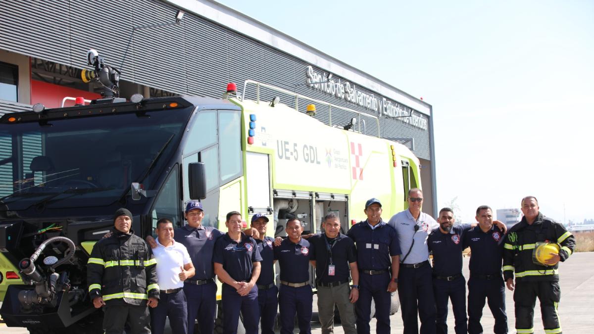Aeropuerto de Guadalajara invierte 1.5 millones de dólares en vehículo para combate de incendios
