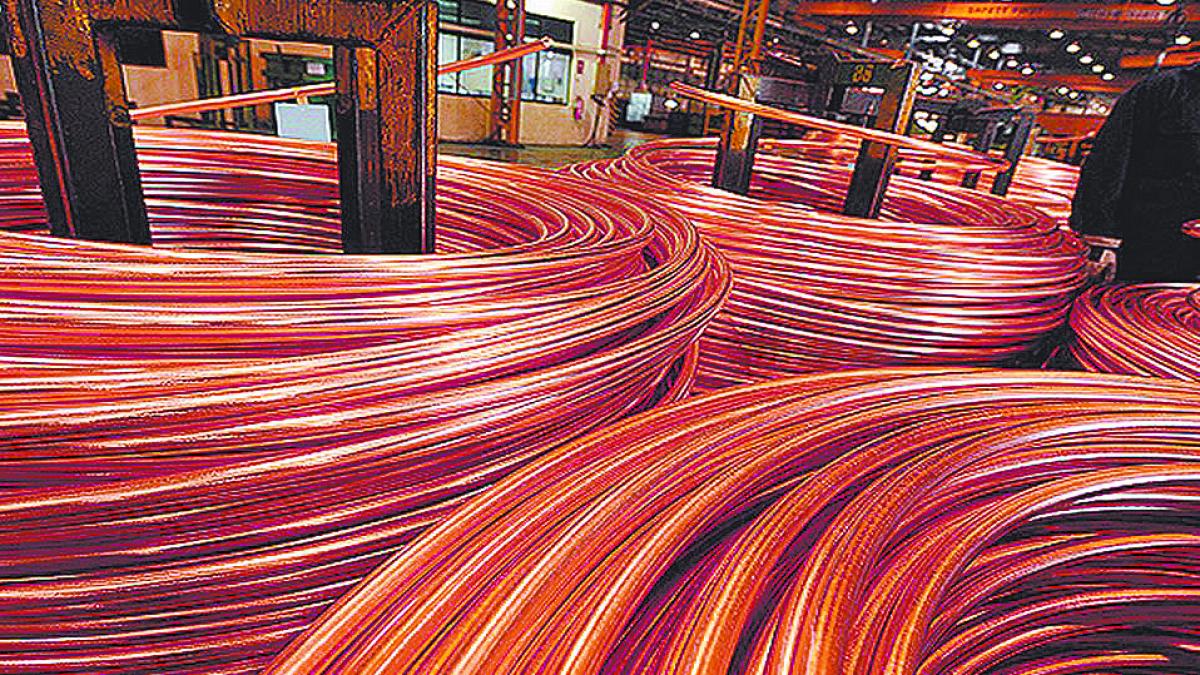 Cobre renueva máximo histórico