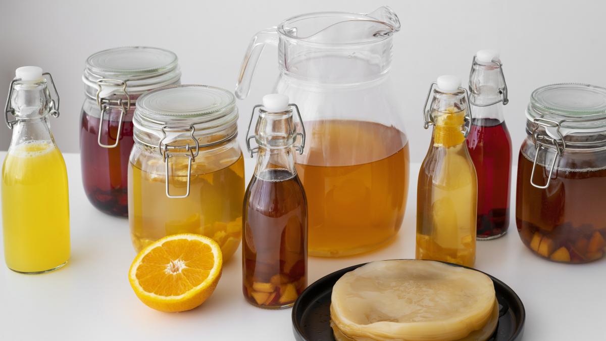Fermentos para empezar de cero: kombucha, tepache y kimchi hecho en casa