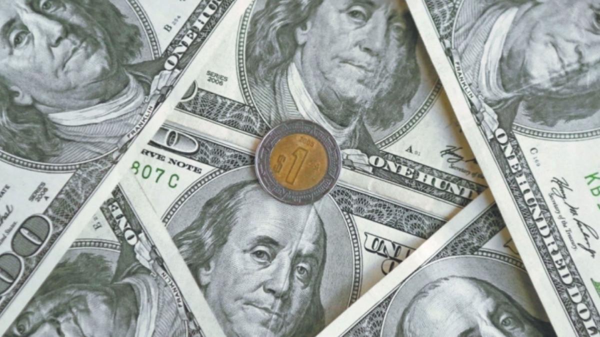 Peso se deprecia ante el dólar en una semana de bajo volumen