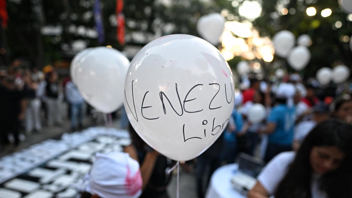 Excarcelan a 87 presos políticos en Venezuela, pero sin libertad plena