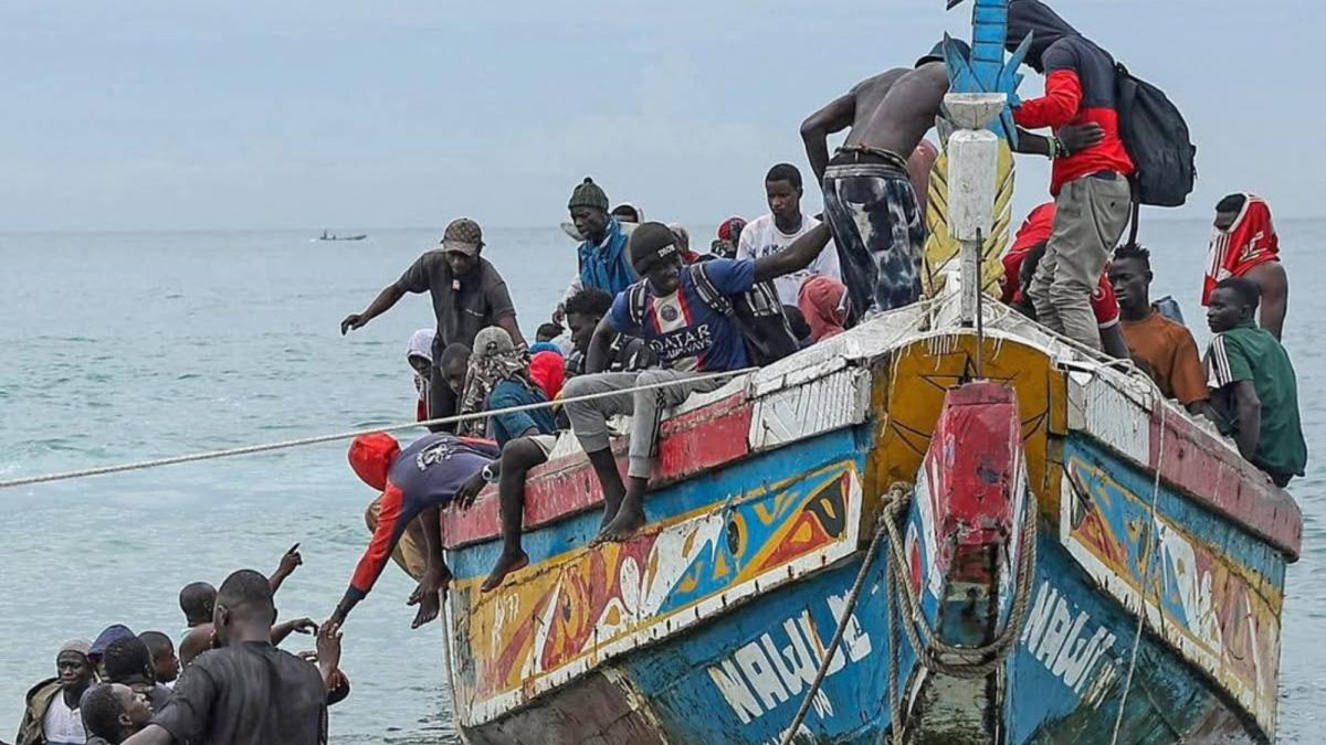 Gambia rescata a 96 personas y recupera siete cadáveres tras naufragio de embarcación de migrantes