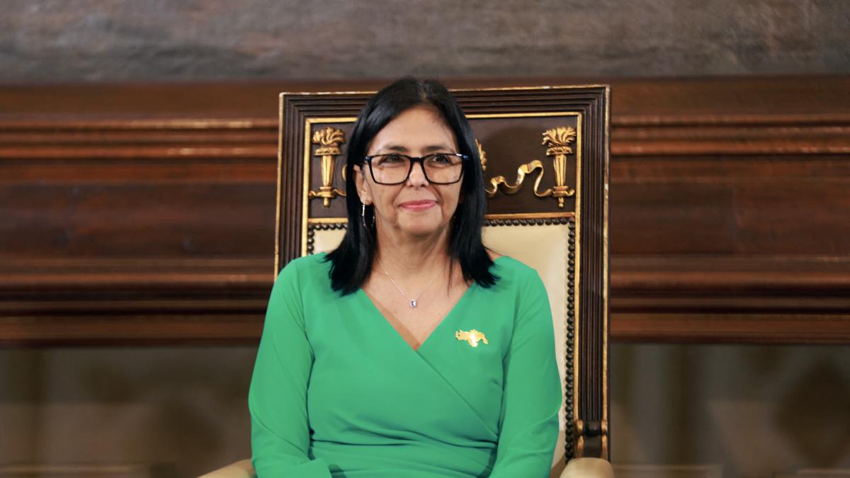 Presidenta interina de Venezuela nombra a Calixto Ortega como vicepresidente del área económica