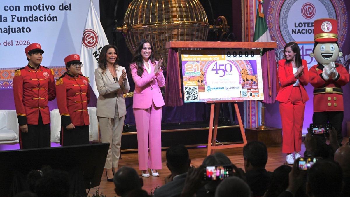 Develan billete de lotería para conmemorar 450 años de la Fundación de León, Guanajuato