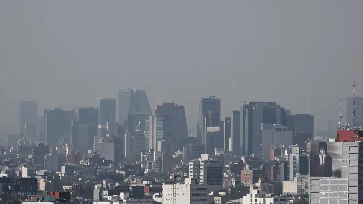 Mantienen contingencia ambiental este viernes: ¿Qué autos no circulan en la CDMX y el Edomex?