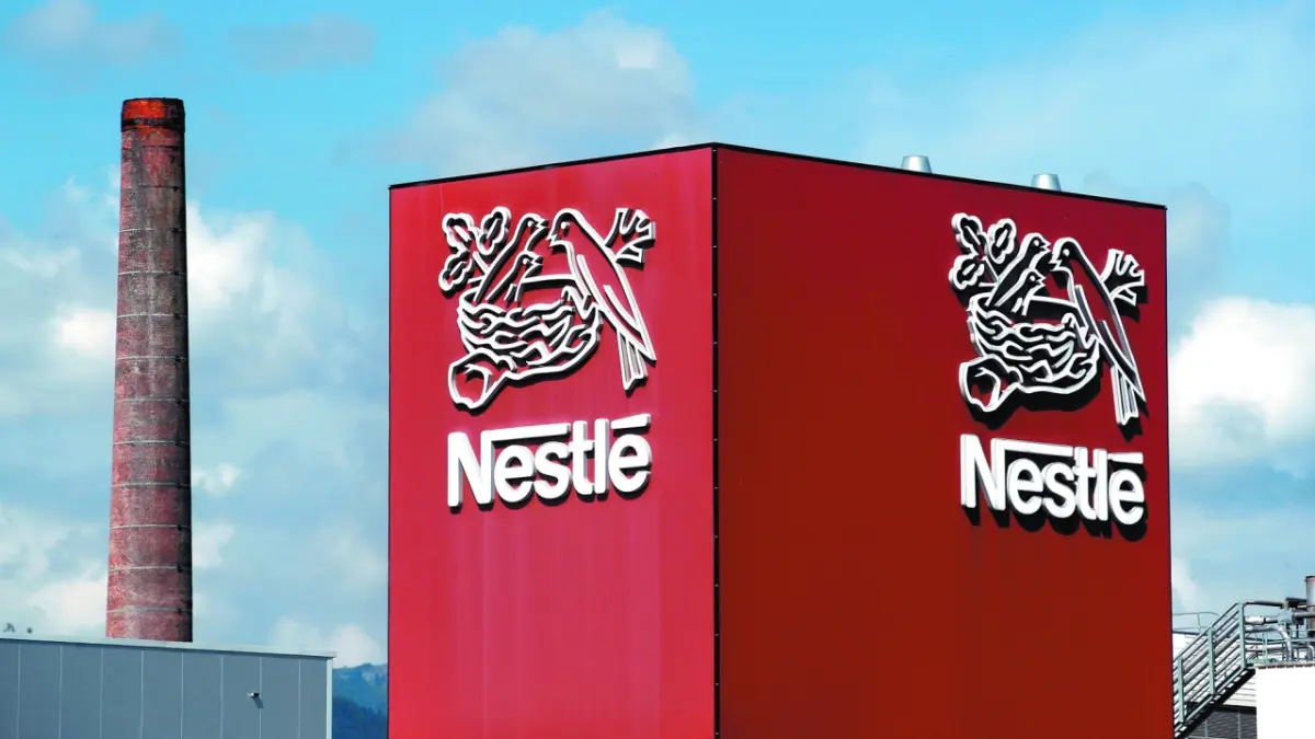 El CEO de Nestlé pide disculpas por la retirada de leche para bebés en más de 50 países