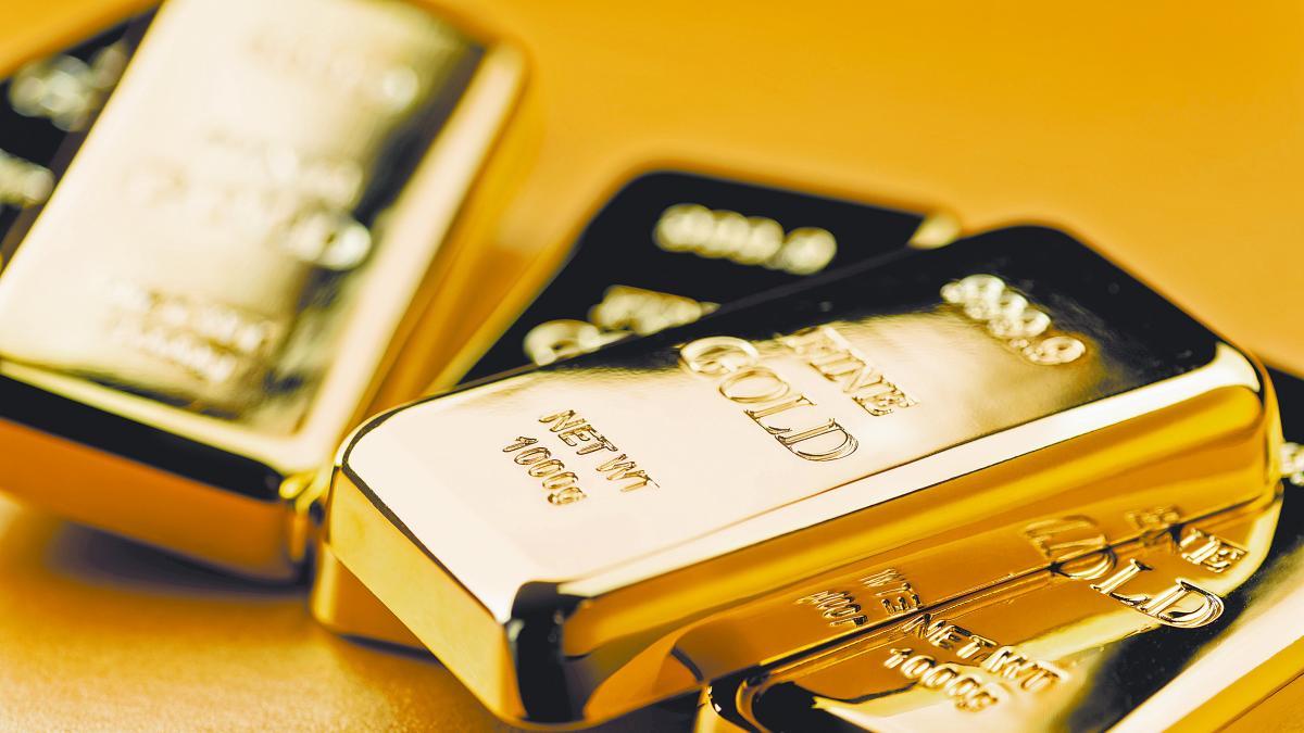 El oro supera los 4,900 dólares la onza el jueves